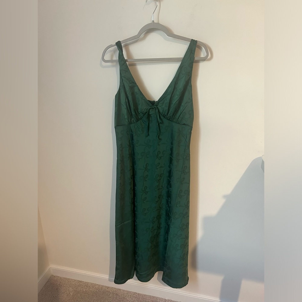 Viral Trixxi Emerald Green Bow Dress